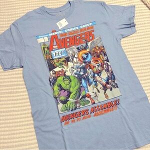 NWT Marvel Avengers blue tagless 100% Cotton short sleeve tee shirt, Size M